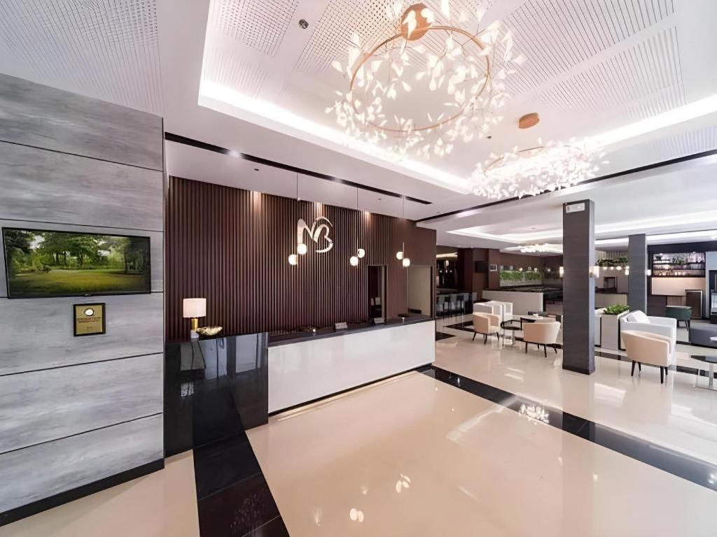 Mallberry Suites Business Hotel Cagayan de Oro Kültér fotó