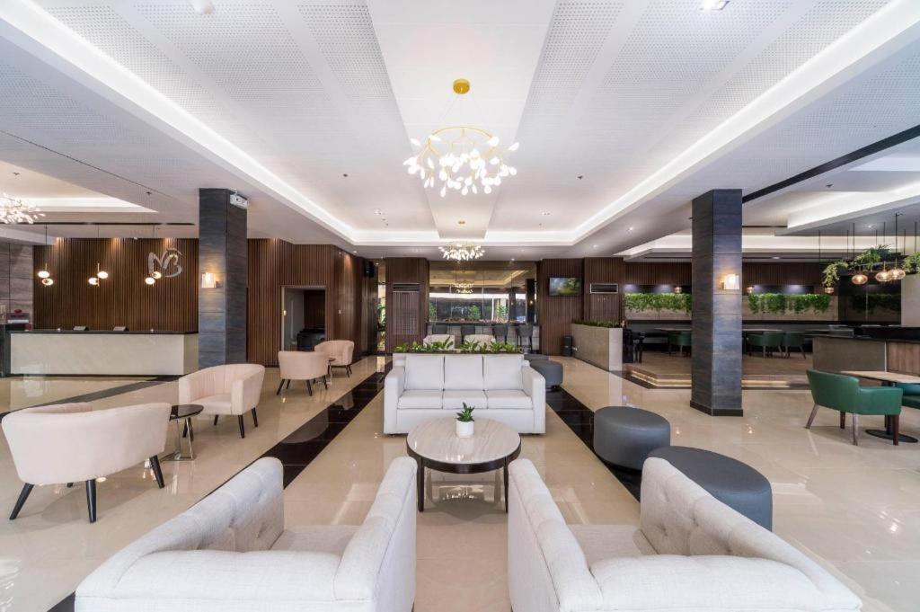 Mallberry Suites Business Hotel Cagayan de Oro Kültér fotó