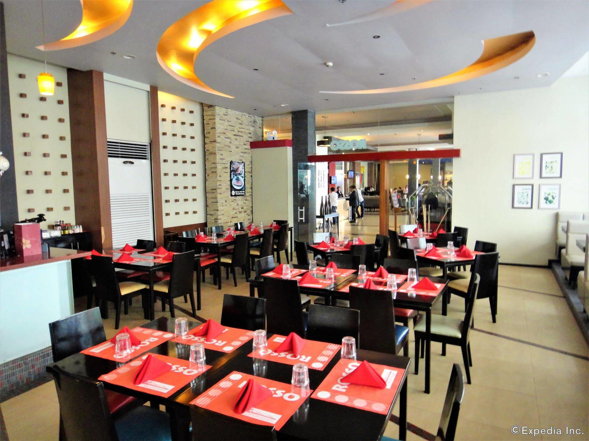 Mallberry Suites Business Hotel Cagayan de Oro Kültér fotó